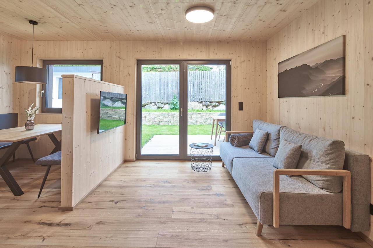 Black Forest Lodges - Gehobene Ferienwohnungen Mit Privatsaunas Тульфес Экстерьер фото